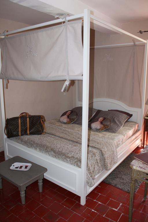 Chateau De Vedene Room photo